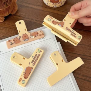Capybara Magnetic Clip