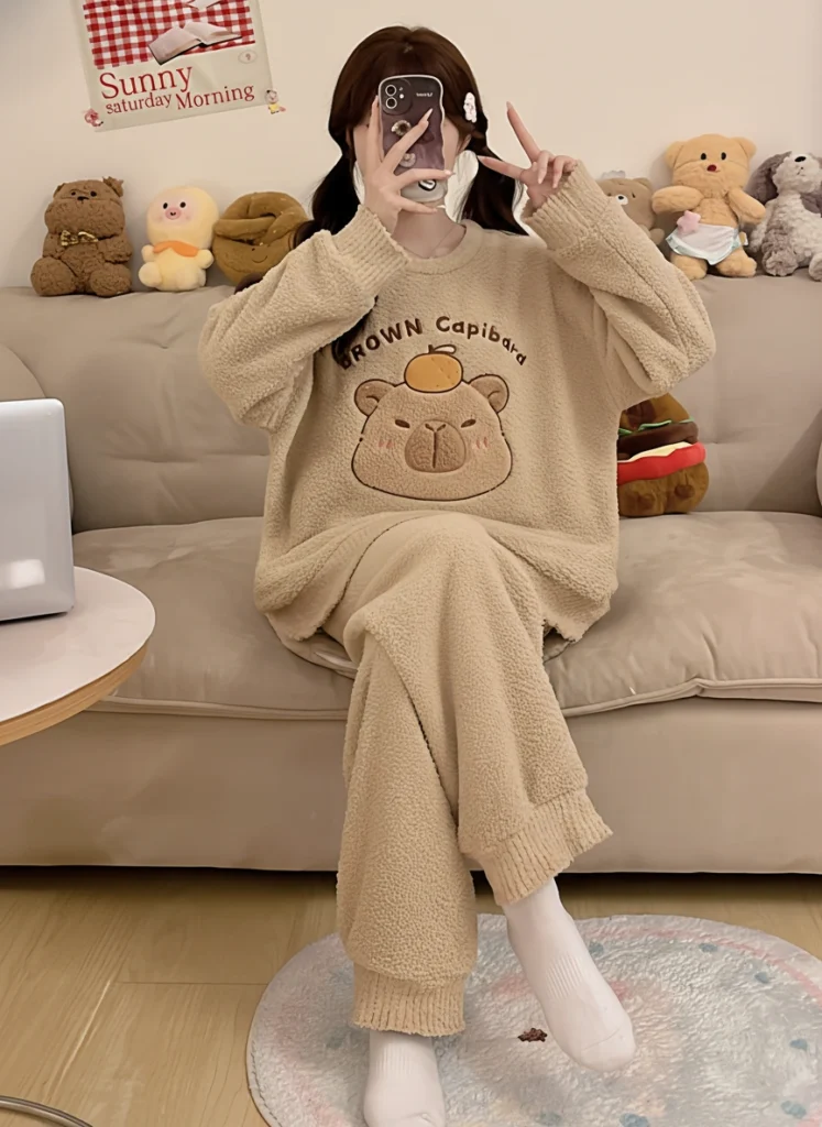 Beige Capybara Pajamas Set Crewneck Sleepwear